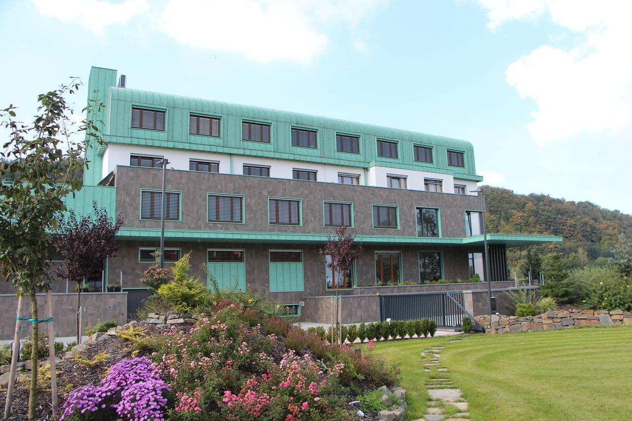 Frenštát pod Radhoštěm Hotel Bartos المظهر الخارجي الصورة